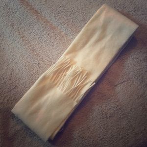 Barbour white pearl scarf